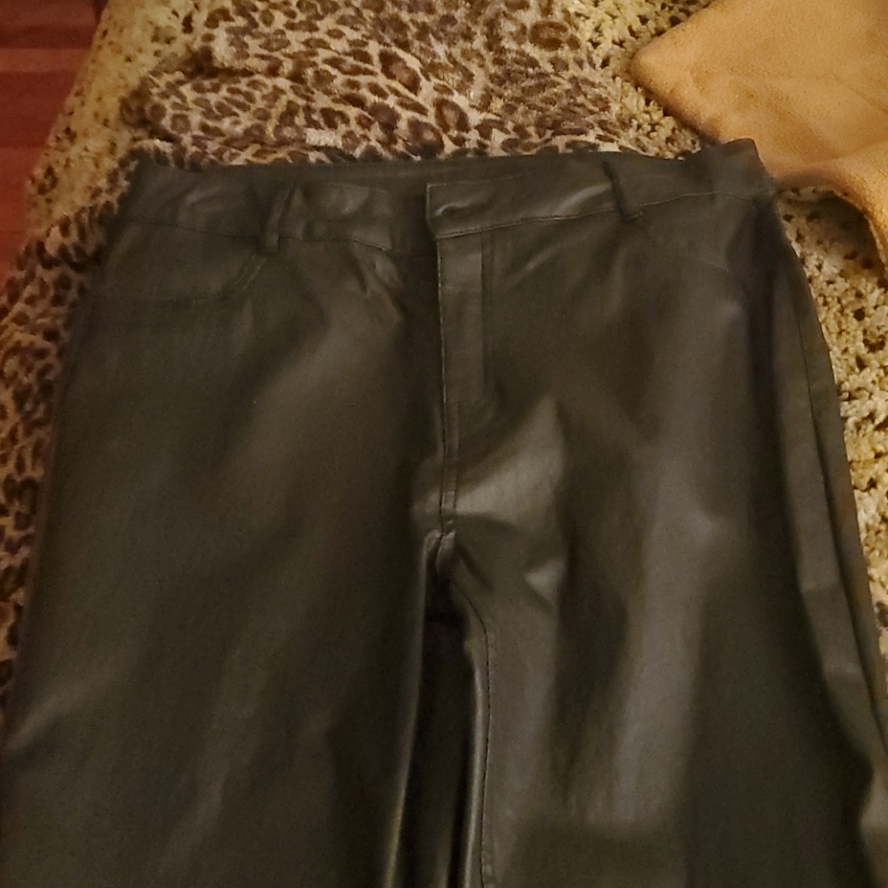 Faux leather pant